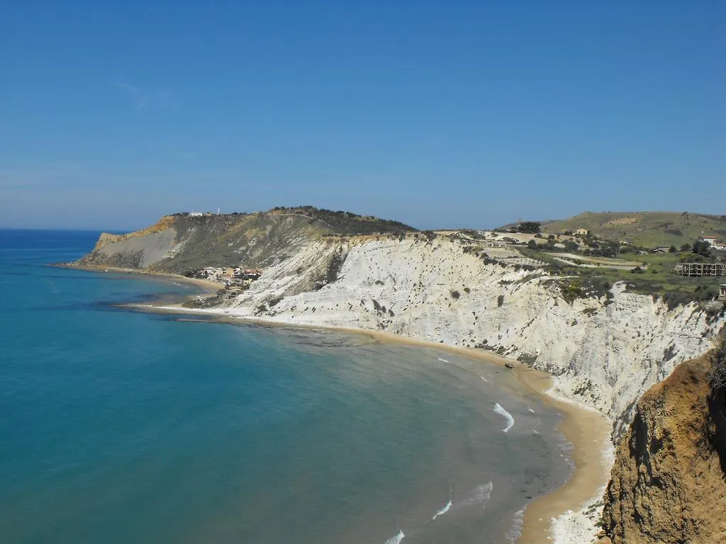 Il Casello Della Scala Dei Turchi レアルモンテ 0*,